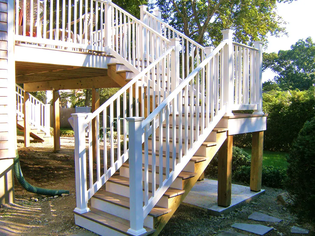 Vinyl Deck Railing